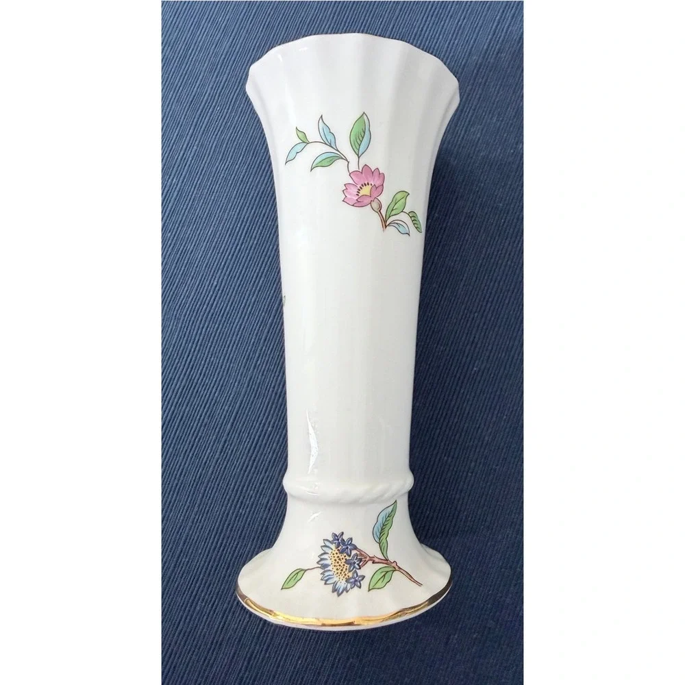 Aynsley Pembroke Bud Vase Bone China Bird Floral Gold Trim English Regencycore